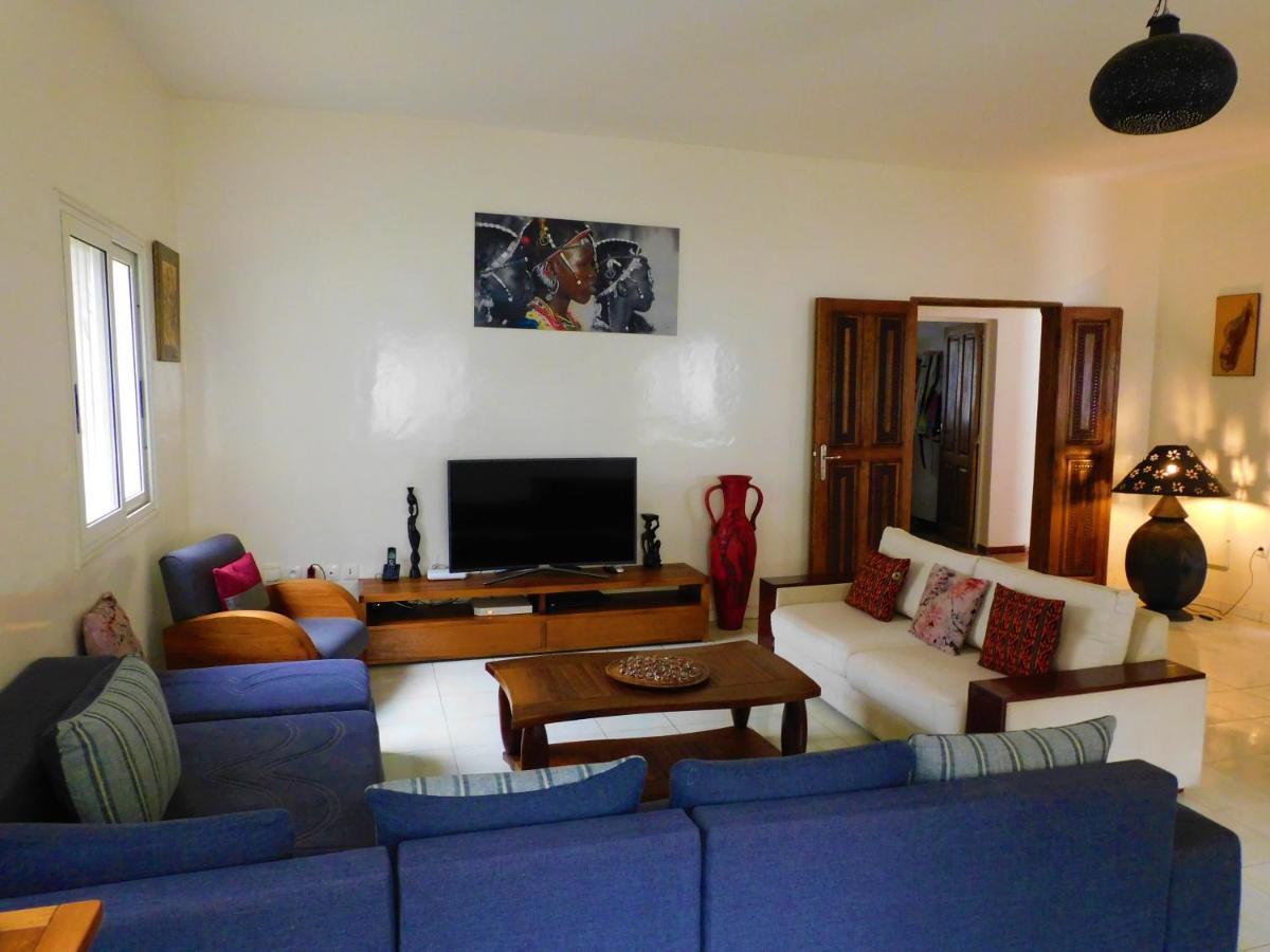 Villa Ty Milyn Mazela Sa 다카르 외부 사진