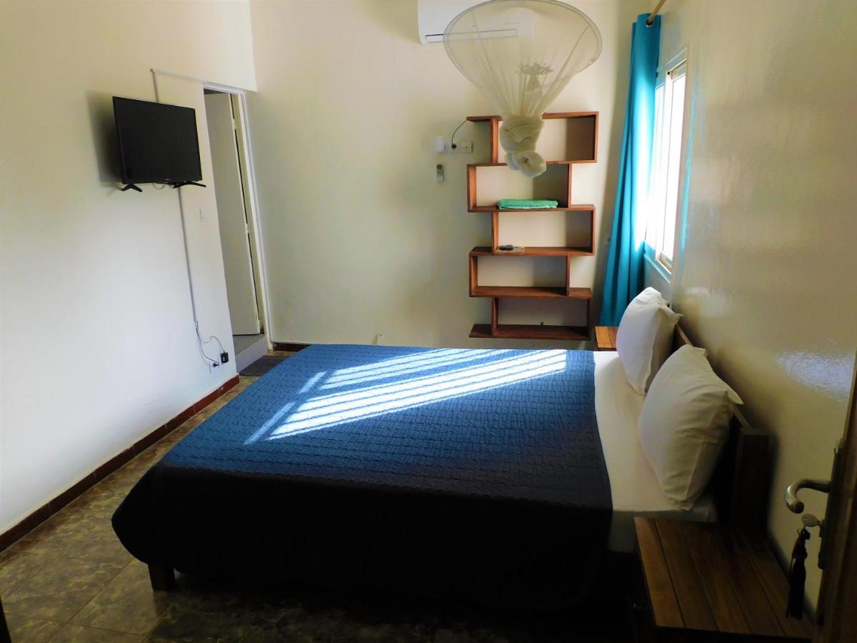 Villa Ty Milyn Mazela Sa 다카르 외부 사진